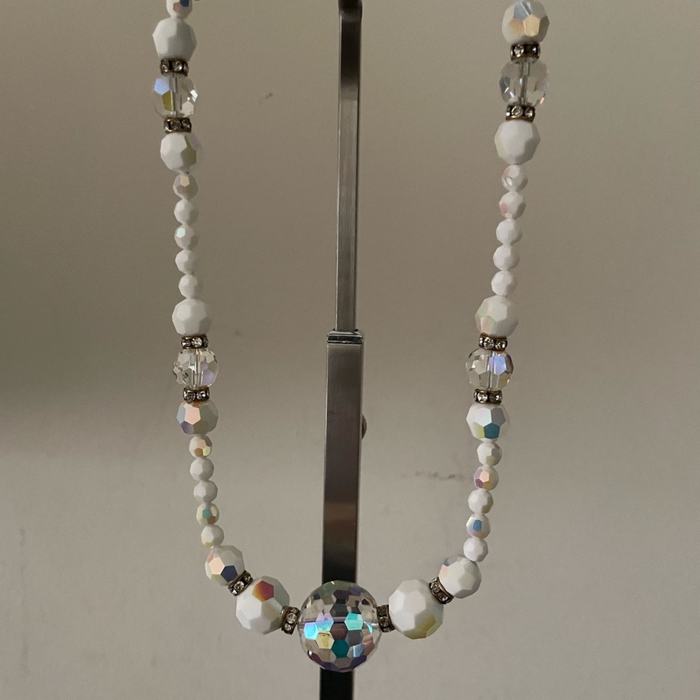 Swarovski AB White and Crystal necklace EUC - Picture 6 of 10